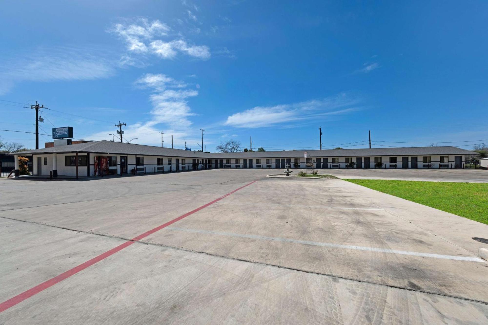 Americas Best Value Inn San Antonio Downtown Riverwalk Exterior foto