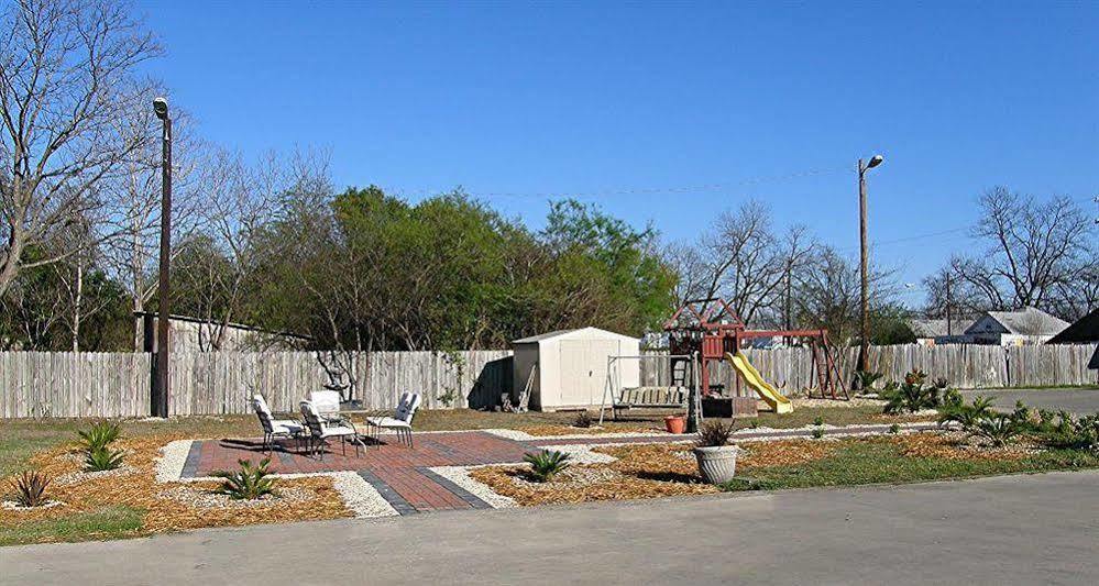 Americas Best Value Inn San Antonio Downtown Riverwalk Exterior foto