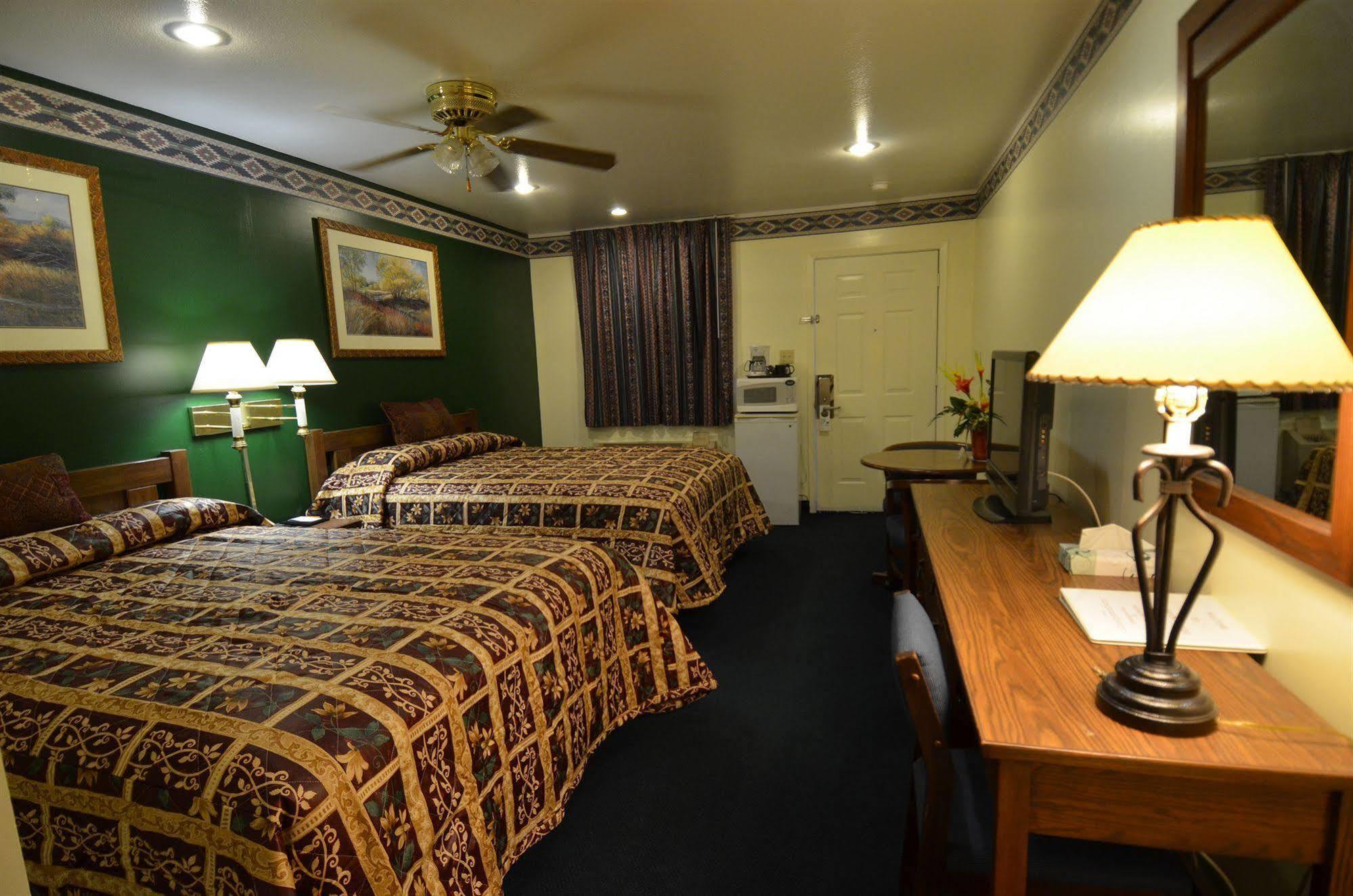 Americas Best Value Inn San Antonio Downtown Riverwalk Exterior foto