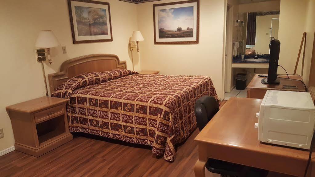 Americas Best Value Inn San Antonio Downtown Riverwalk Exterior foto